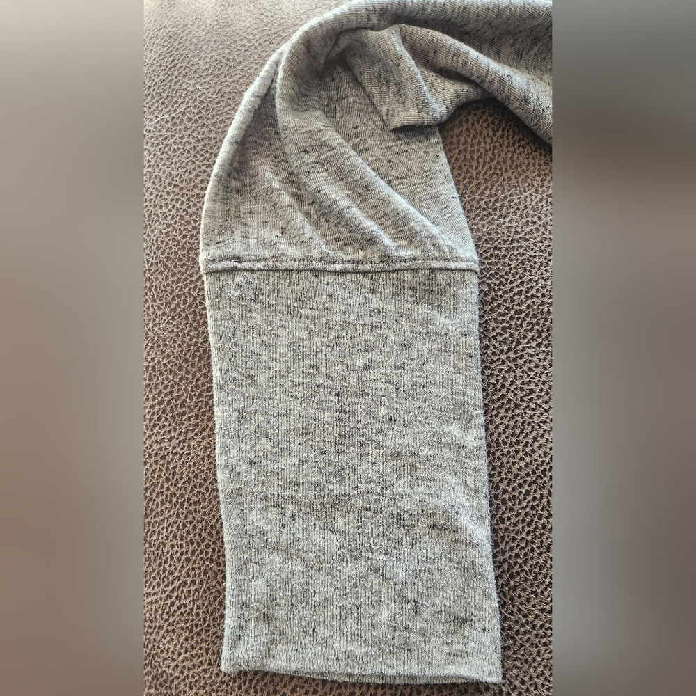 Victoria Secret Gray Heather Long Sleeve Open Back Angel Wings Womens Top Size L - Picture 8 of 8